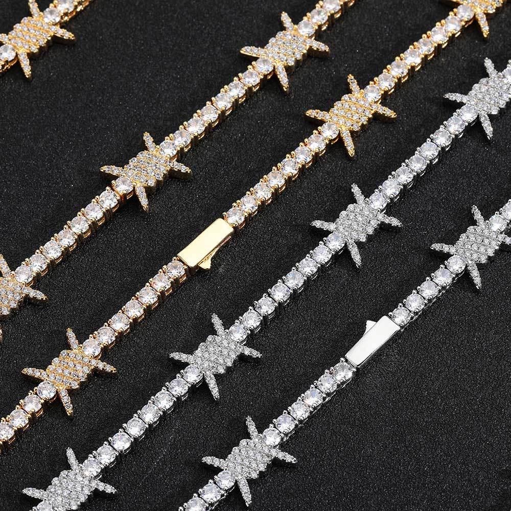 24インチの、氷のような輝きを放つ、バーブワイヤー風のテニス - Men Accessories Neck Chain のレビューと価格